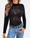 Top de malla transparente sexy con estampado de leopardo y cuello alto