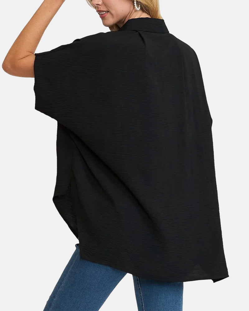 Blusa abotonada con cuello de pico, holgada y relajada