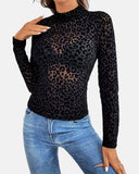 Top de malla transparente sexy con estampado de leopardo y cuello alto