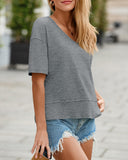 Camiseta de manga corta con cuello en V y ajuste holgado para mujer, de verano