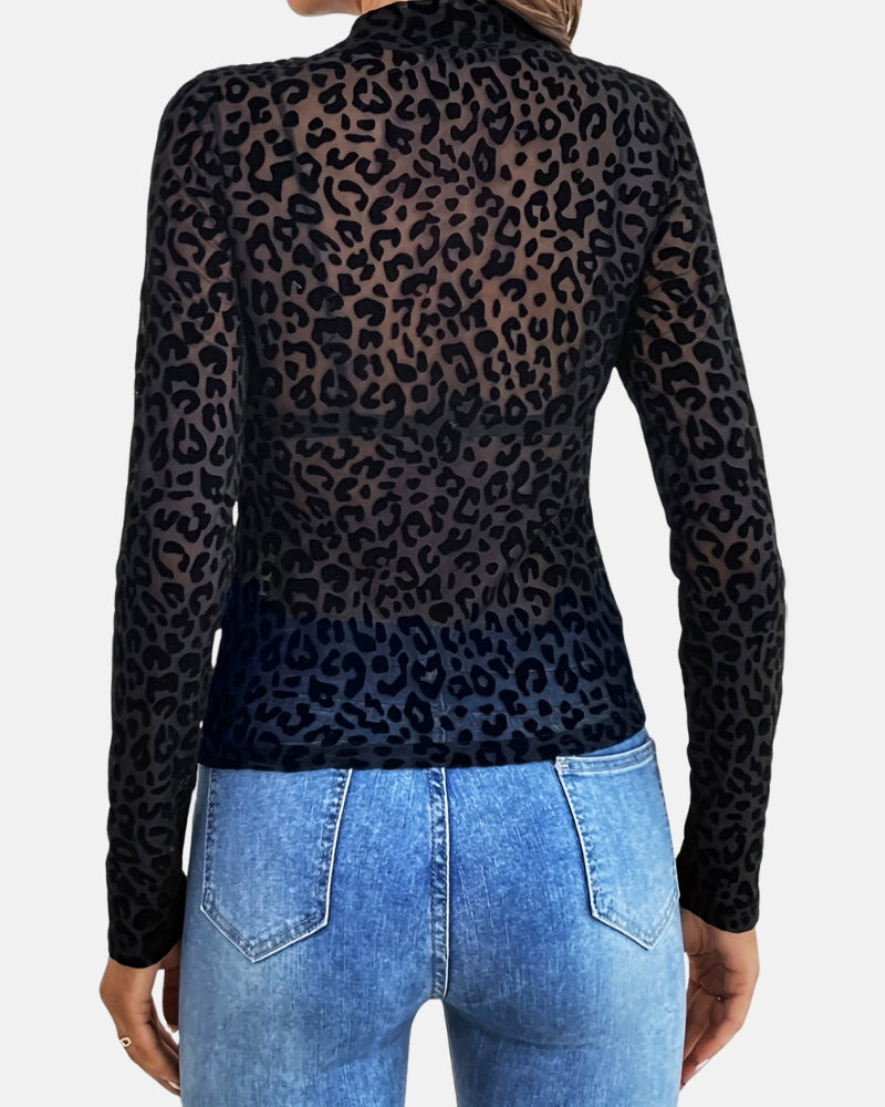 Top de malla transparente sexy con estampado de leopardo y cuello alto