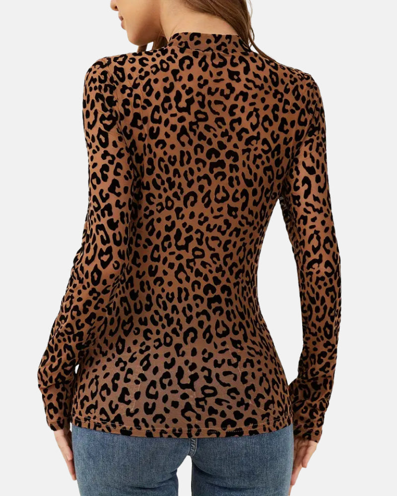 Top de malla transparente sexy con estampado de leopardo y cuello alto