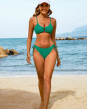 Conjunto de bikini con textura color block, aro en U, tiro alto y corte atrevido