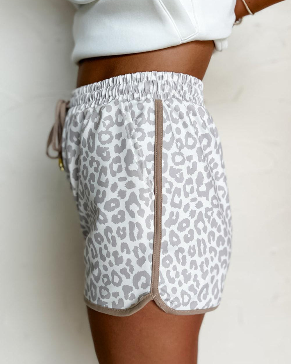Pantalones cortos casuales a cuadros con cordón, cintura elástica y bolsillos